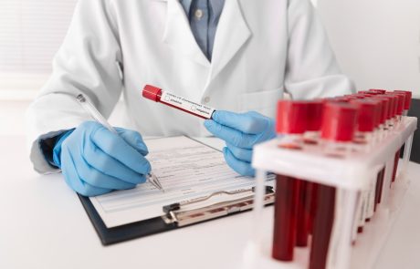 כיצד בדיקות דם סדירות יכולות להציל חיים