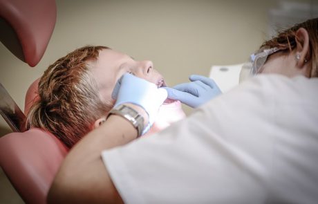 מדריך מקיף למציאת רופאי שיניים מומלצים בישראל