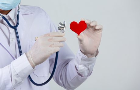 “גם ברפואה משלימה – מי שמחפש את הטיפול הנכון חייב לראות רופא”